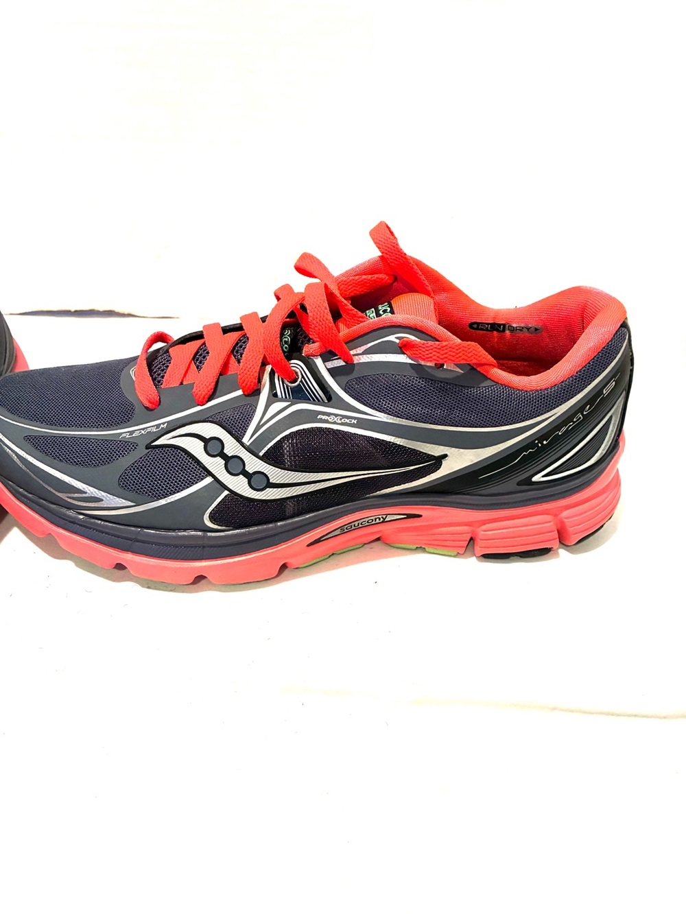 Saucony Mirage 5 Natural Series Running Shoes Womens Size 10 Outdoors Sneakers - Picture 8 of 11